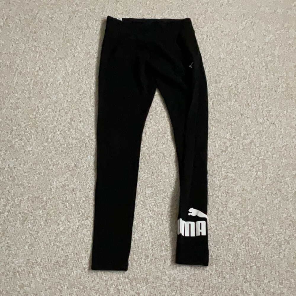 PUMA XS Black Leggings. Logo on leg, front and waist.